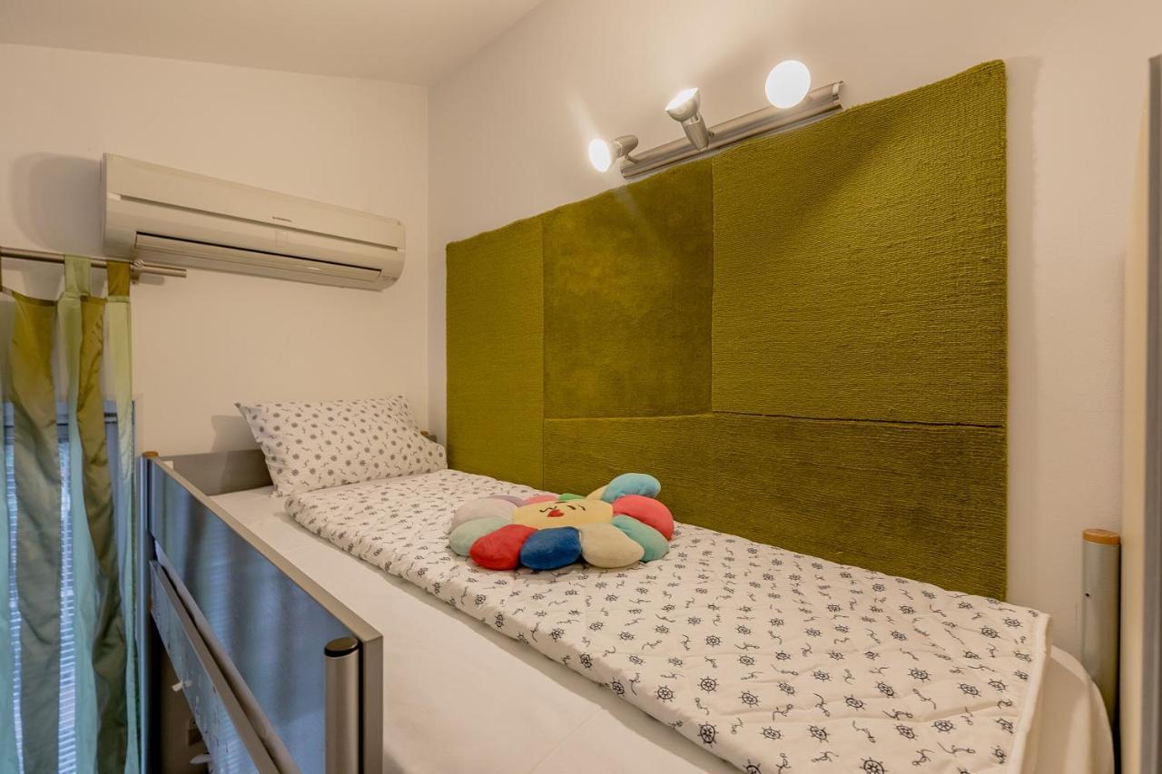 Olive Garden Apartment Petrovac エクステリア 写真