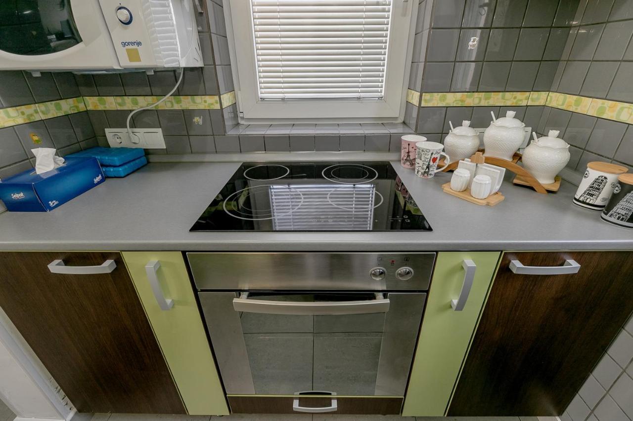 Olive Garden Apartment Petrovac エクステリア 写真